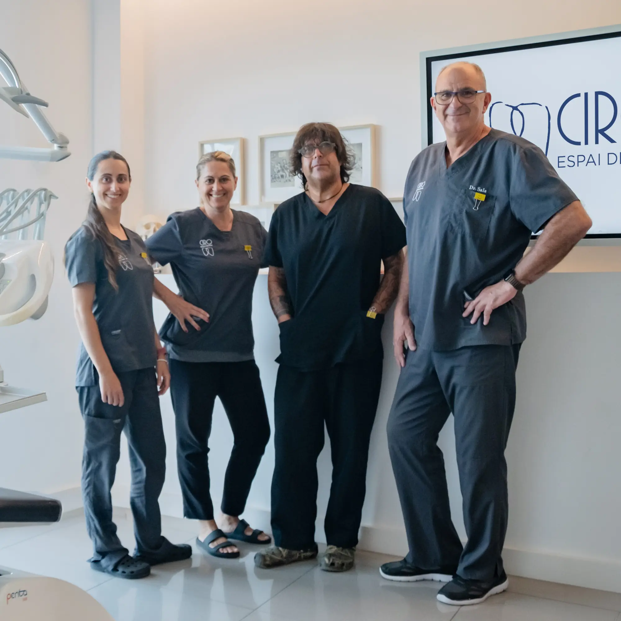 ciro espai dental equipo